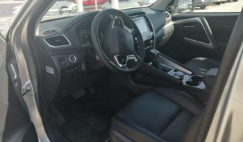 
									MITSUBISHI MONTERO SPORT SE PLUS 2023 full								