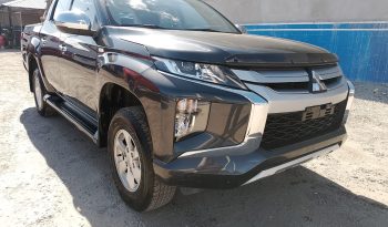 
									MITSUBISHI L200 4X2 2023 full								