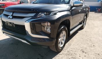 
									MITSUBISHI L200 4X2 2023 full								