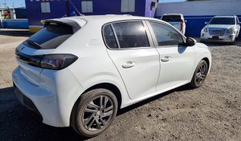 
									PEUGEOT 208 2022 full								