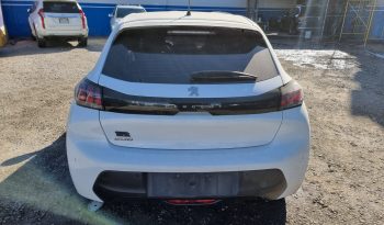 
									PEUGEOT 208 2022 full								