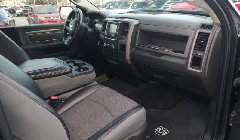 
								RAM 1500 HEMI SPORT 4X2 2018 full									