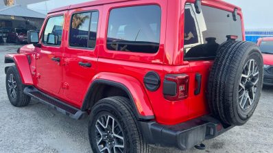 JEEP WRANGLER UNLIMITED SAHARA 2024