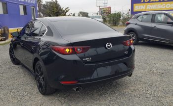 MAZDA 3 CARBON EDITION 2023