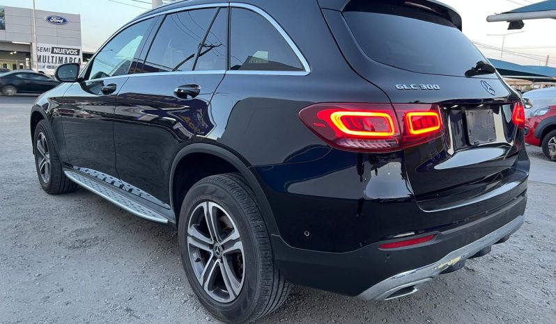 
								MERCEDES BENZ GLC 300 4MATIC 2021 full									