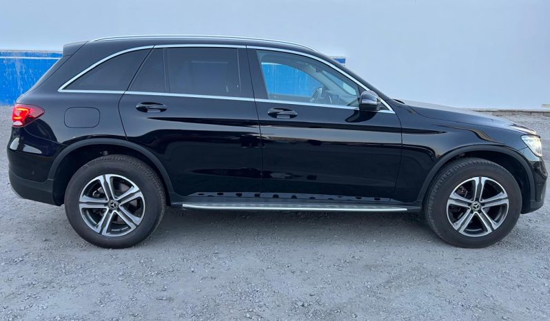 
								MERCEDES BENZ GLC 300 4MATIC 2021 full									