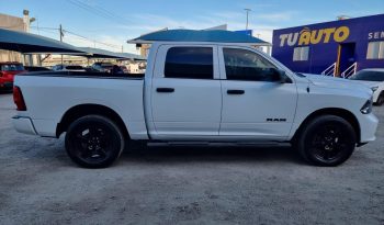 
									RAM CREW CAB HEMI SPORT 4X4 2023 full								