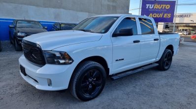 RAM CREW CAB HEMI SPORT 4X4 2023