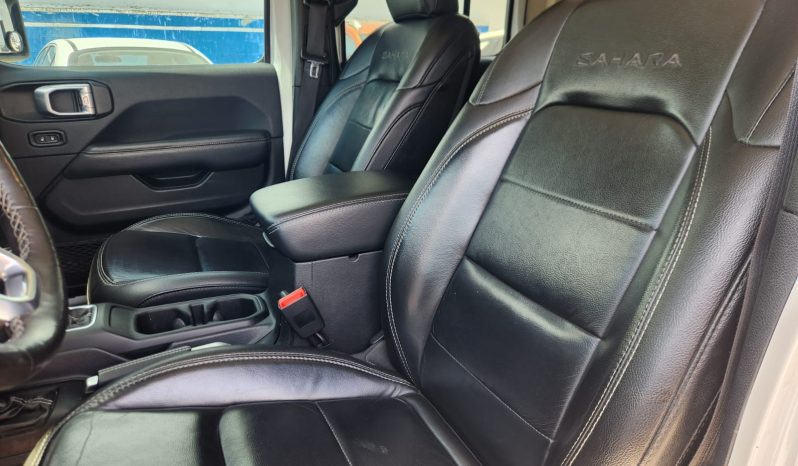 
								JEEP WRANGLER SAHARA 2019 full									
