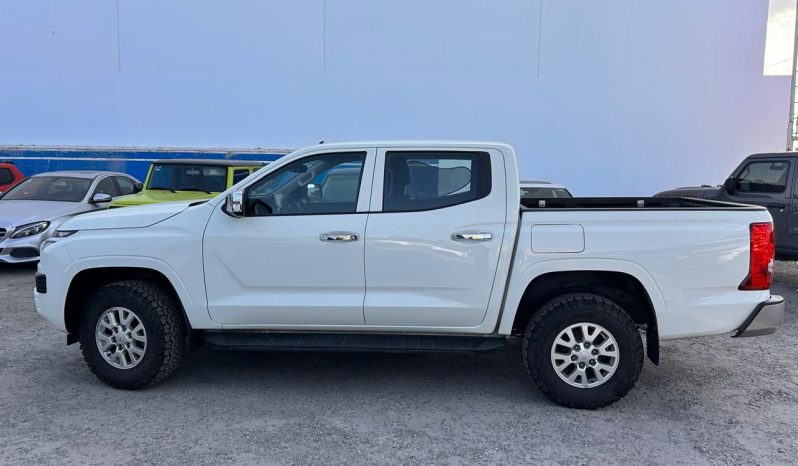 MITSUBISHI L200 GASOLINA 4X2 2025