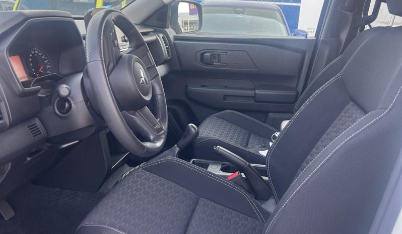 
								MITSUBISHI L200 GASOLINA 4X2 2025 full									