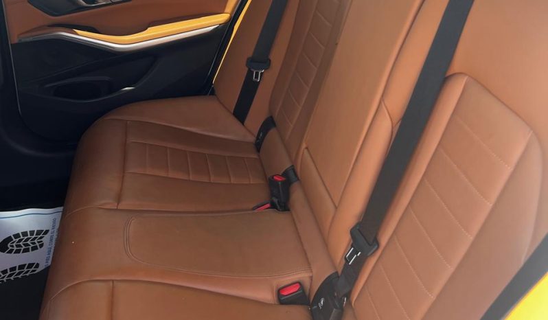 
								BMW 330 M SPORT SHADOW 2022 full									