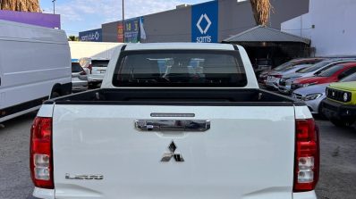 MITSUBISHI L200 GASOLINA 4X2 2025