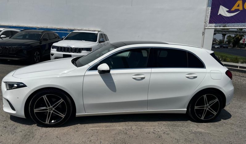 MERCEDES BENZ A200 2020