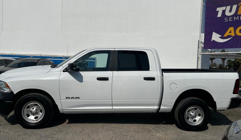 RAM 1500 SLT 4X2 2020