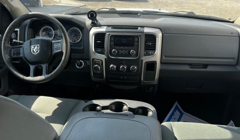 
								RAM 1500 SLT 4X2 2020 full									