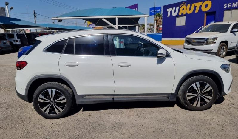 
								MERCEDES BENZ GLA 200 PROGRESSIVE 2021 full									