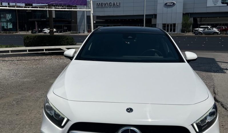 MERCEDES BENZ A200 2020