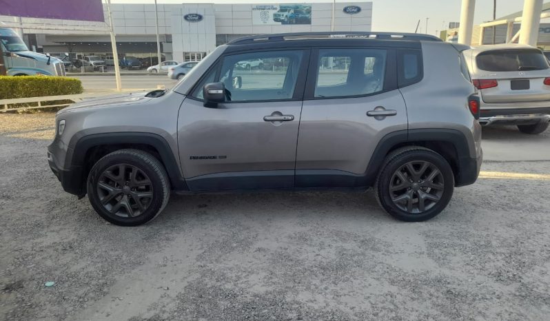 
								JEEP RENEGADE LATTITUDE 2022 full									