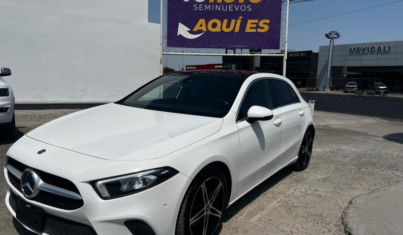 MERCEDES BENZ A200 2020