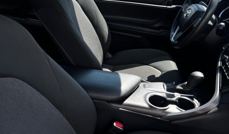 
								TOYOTA CAMRY LE 2023 full									