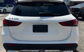 MERCEDEZ BENZ GLA 200 2022