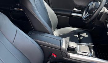 
									MERCEDEZ BENZ GLA 200 2022 full								