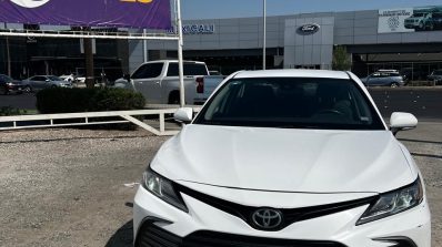 TOYOTA CAMRY LE 2023