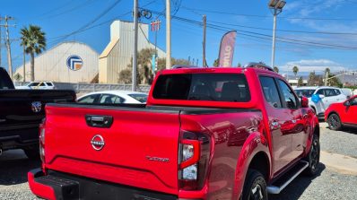 NISSAN FRONTIER PLATINUM 2023