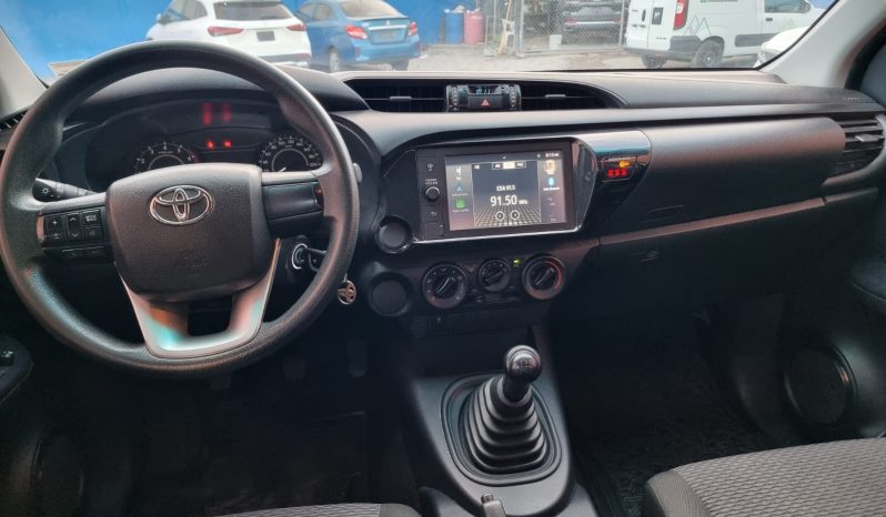 
								TOYOTA HILUX SR 2022 full									