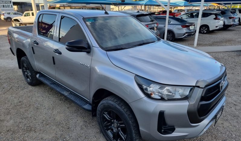 
								TOYOTA HILUX SR 2022 full									