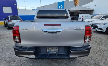 TOYOTA HILUX SR 2022