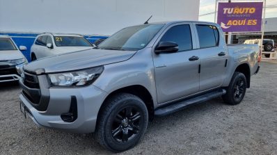 TOYOTA HILUX SR 2022