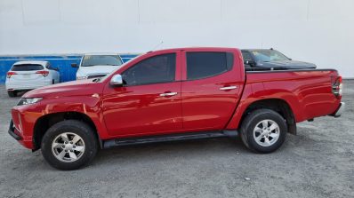 MITSUBISHI L200 GASOLINA 2023