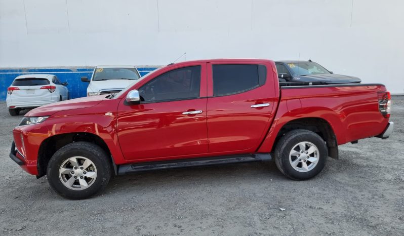 MITSUBISHI L200 GASOLINA 2023