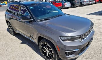 
									GRAND CHEROKEE SUMMIT 2023 full								