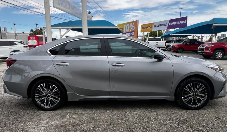 
								KIA FORTE GTLINE 2023 full									