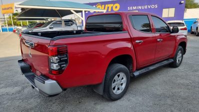 MITSUBISHI L200 GASOLINA 2023