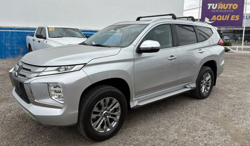 MITSUBISHI MONTERO SE 2022