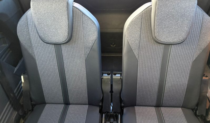 
								PEUGEOT 5008 ALLURE PACK 2022 full									
