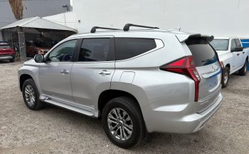 MITSUBISHI MONTERO SE 2022