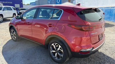 KIA SPORTAGE LX 2020