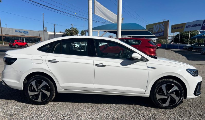 
								VOLKSWAGEN VIRTUS HIGHLINE 2024 full									