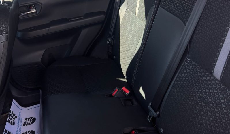 
								TOYOTA RAIZE XLE 2024 full									