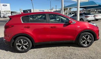 
									KIA SPORTAGE LX 2020 full								