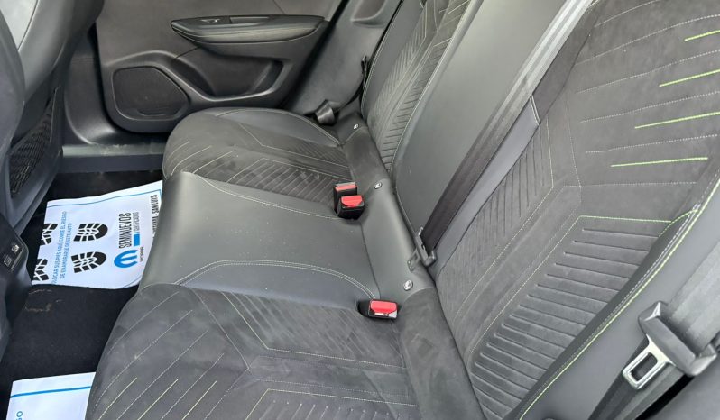 
								PEUGEOT 2008 GT 2024 full									