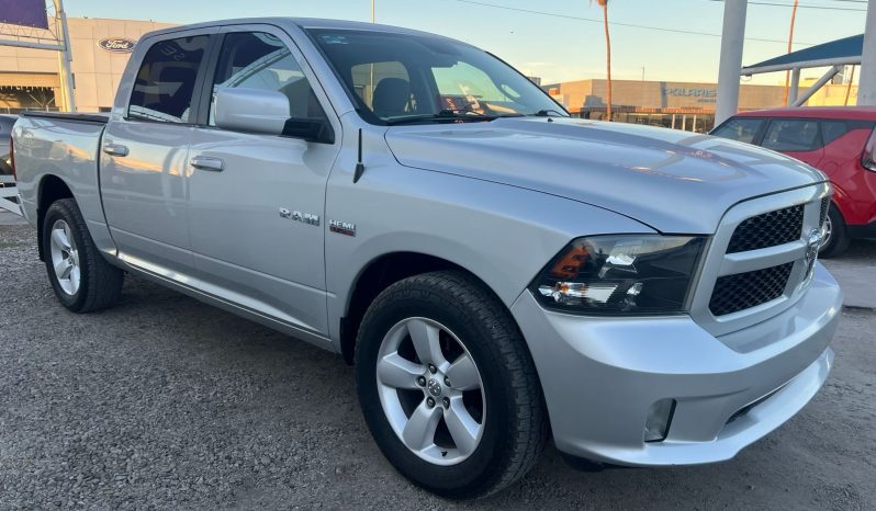 
								RAM 1500 HEMI SPORT 4X4 2018 full									