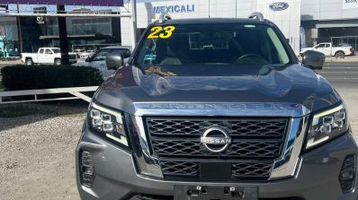 NISSAN FRONTIER PLATINUM 2023