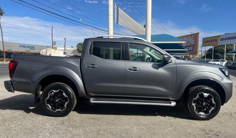 
								NISSAN FRONTIER PLATINUM 2023 full									