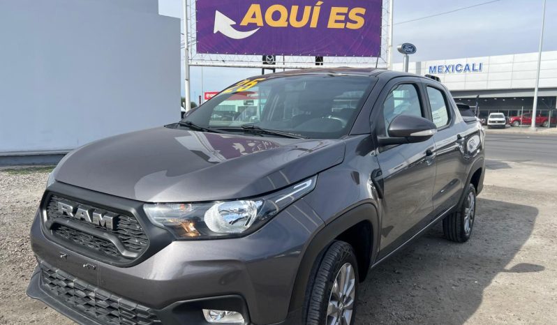 RAM 700 BIGHORN AT 2025